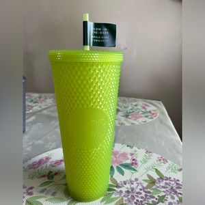 GLOW IN DARK STARBUCKS TUMBLER 🌟